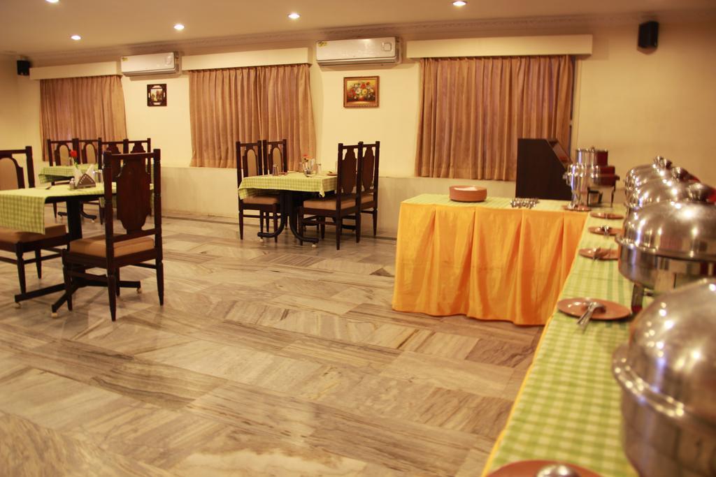 Senthil Residency Hotel Dindigul Exterior photo